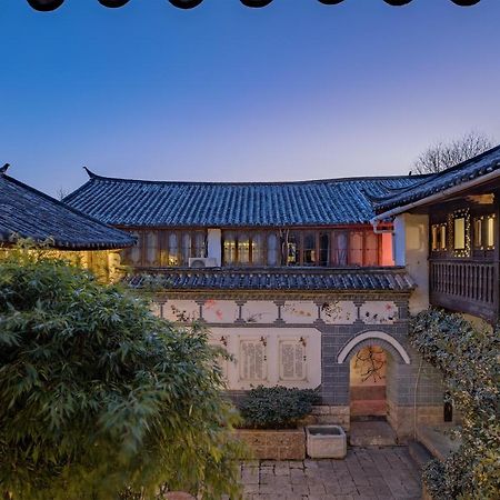 Lijiang Ivy Garden Resort Hotel Екстер'єр фото