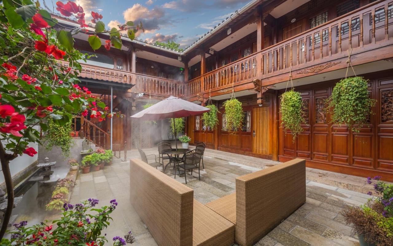 Lijiang Ivy Garden Resort Hotel Екстер'єр фото