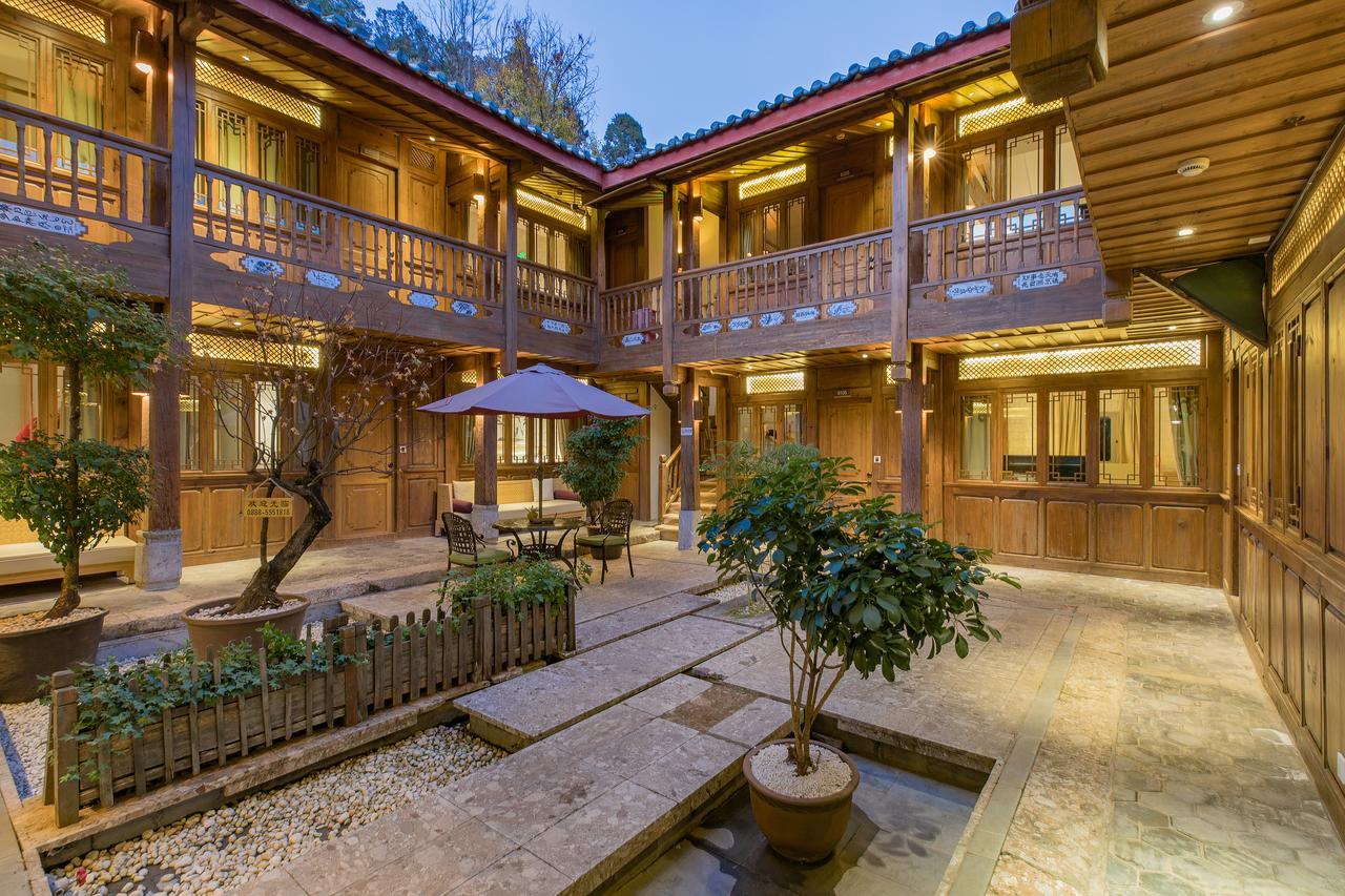 Lijiang Ivy Garden Resort Hotel Екстер'єр фото