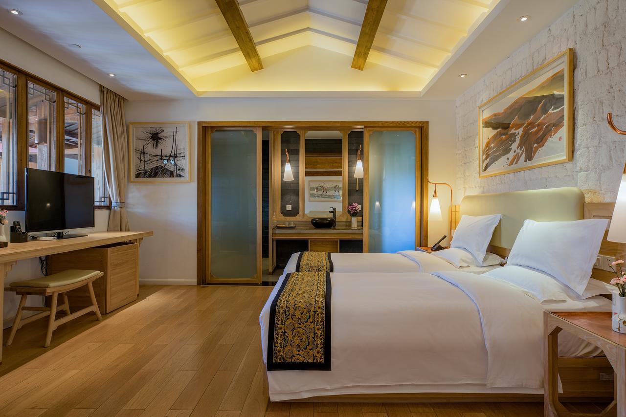 Lijiang Ivy Garden Resort Hotel Екстер'єр фото