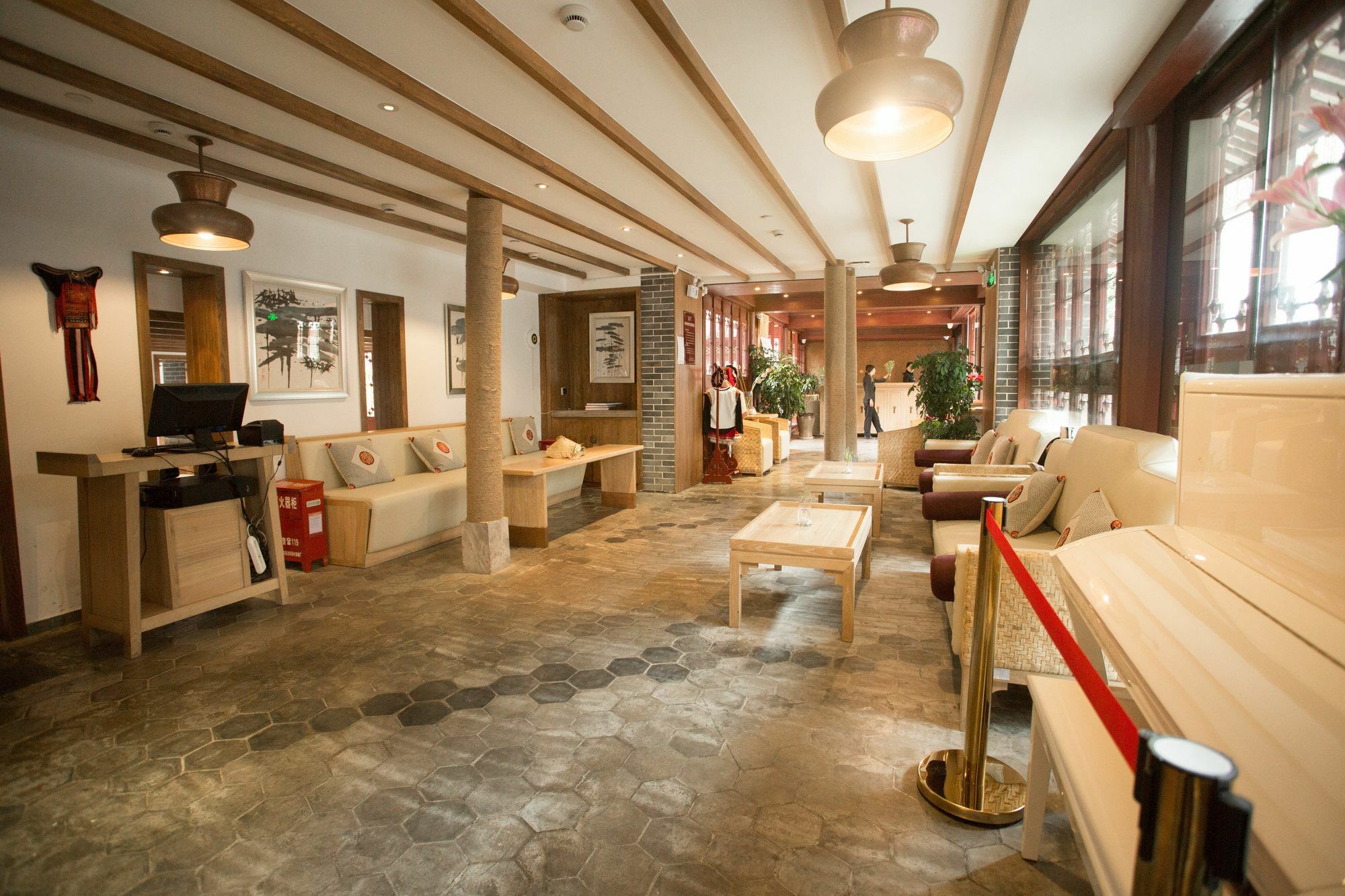 Lijiang Ivy Garden Resort Hotel Екстер'єр фото
